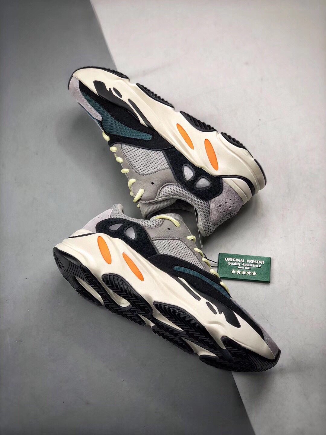 Adidas Yeezy Boost 700 Wave Runner Solid Grey